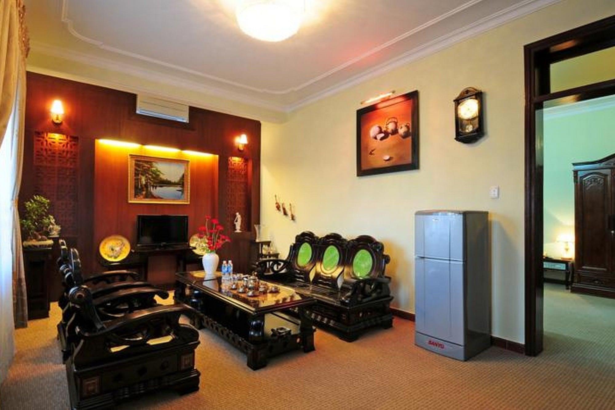 Duy Tan Hotel Hue Exterior photo